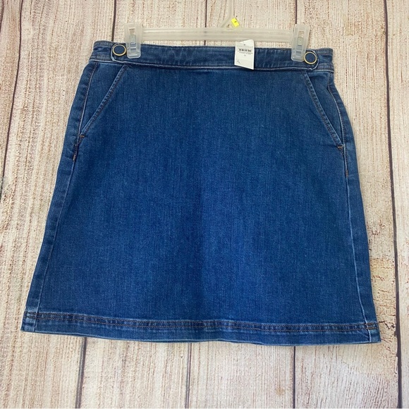 Ann Taylor Dresses & Skirts - Ann Taylor Weekend A line Womens Denim Mini skirt size 0